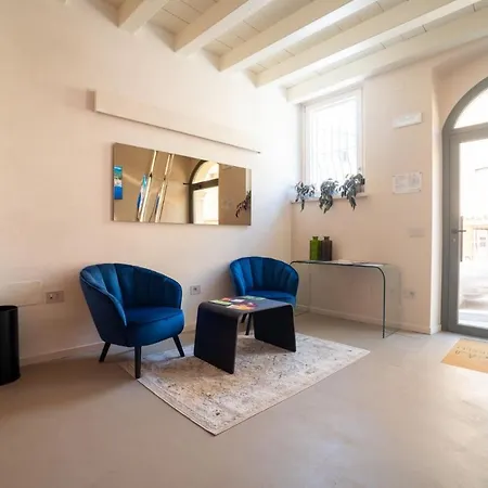 Aparthotel Calcirelli 2*